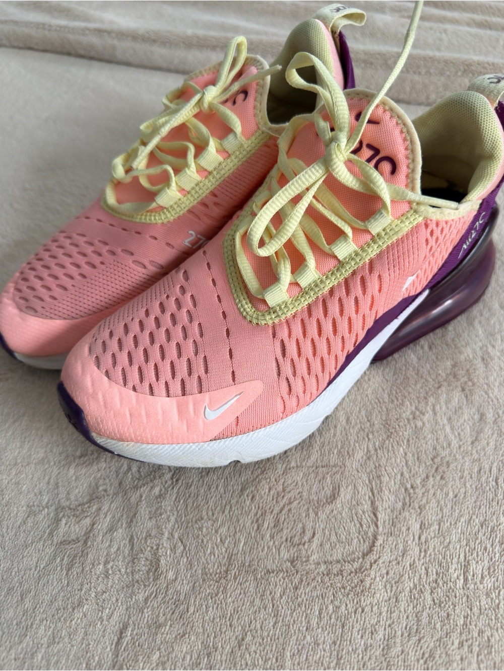 Nike big girl Peach & Purple Yellow Air Max Sneakers